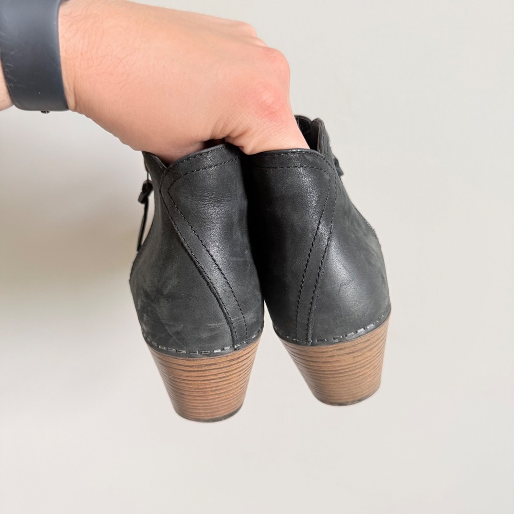Dansko Max Black Leather Ankle Boots Wood Grain Block Heel Side Zip Womens 37 - Picture 4 of 8